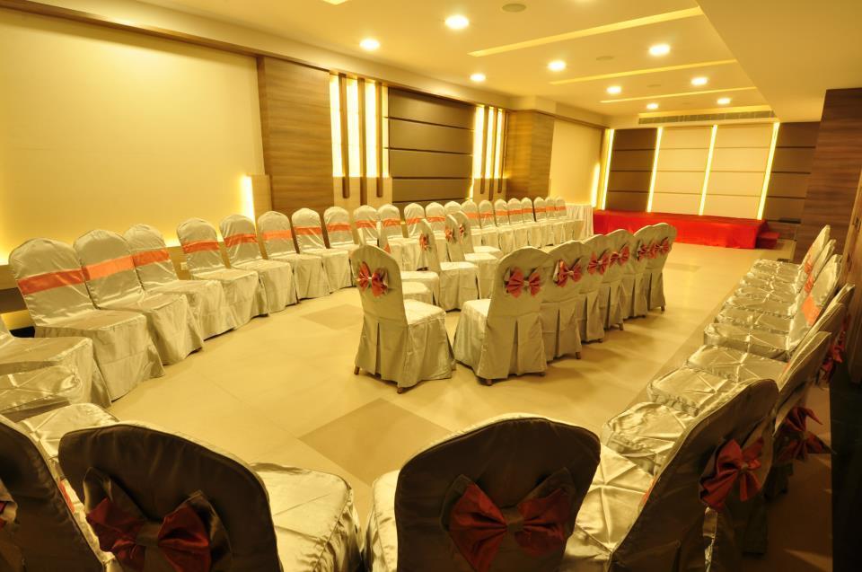 Hotel Vijay Parkinn, Gandhipuram, Coimbatore Exterior photo