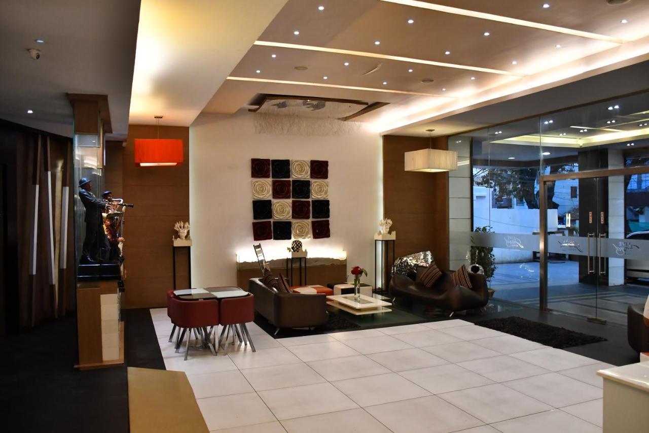 Hotel Vijay Parkinn, Gandhipuram, Coimbatore Exterior photo